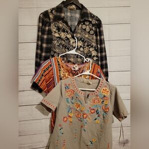 Savanna Jane Women’s Embroidered Top Size Small Bundle of 3 Boho, Floral, Weste